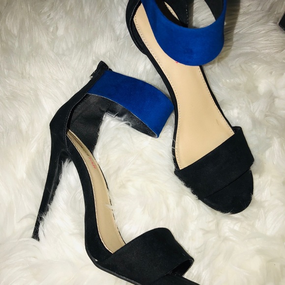 Heels - Picture 2 of 2